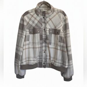 Cato Cropped Plaid Jacket with Faux Leather TrimCato Beige and Brown Plaid Shirt